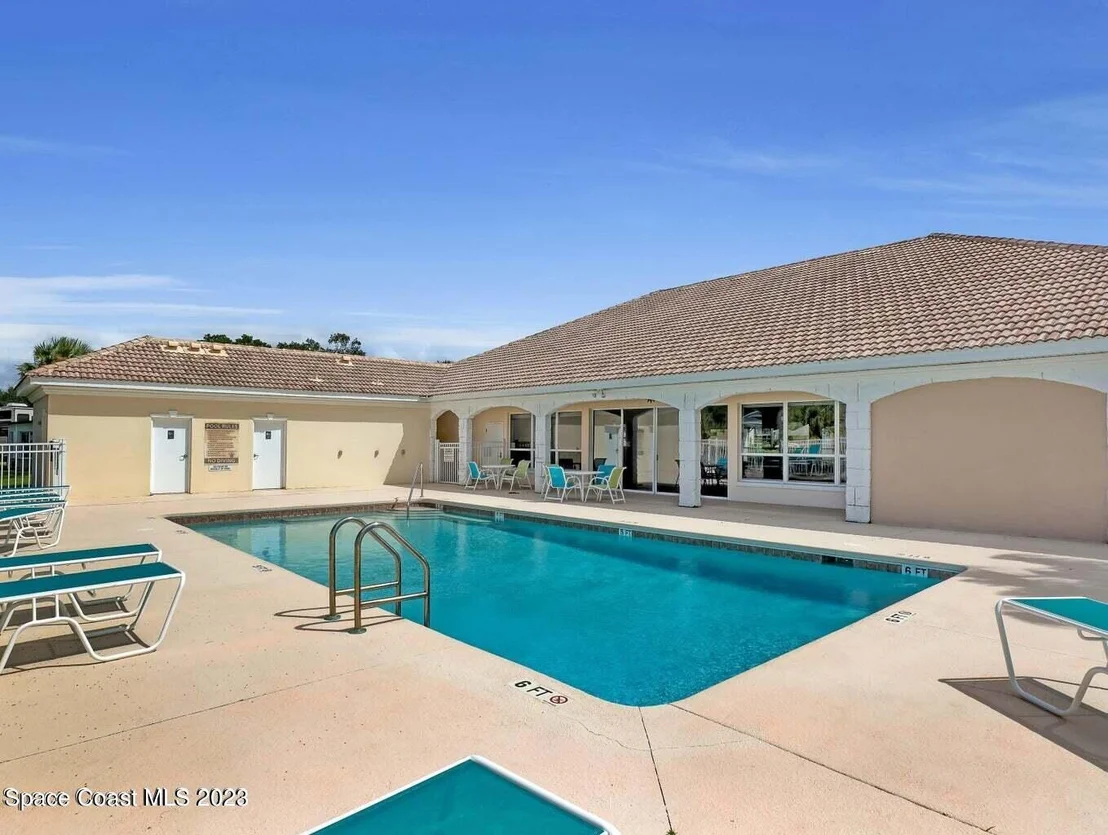 Photo of 3000 Frontier Drive