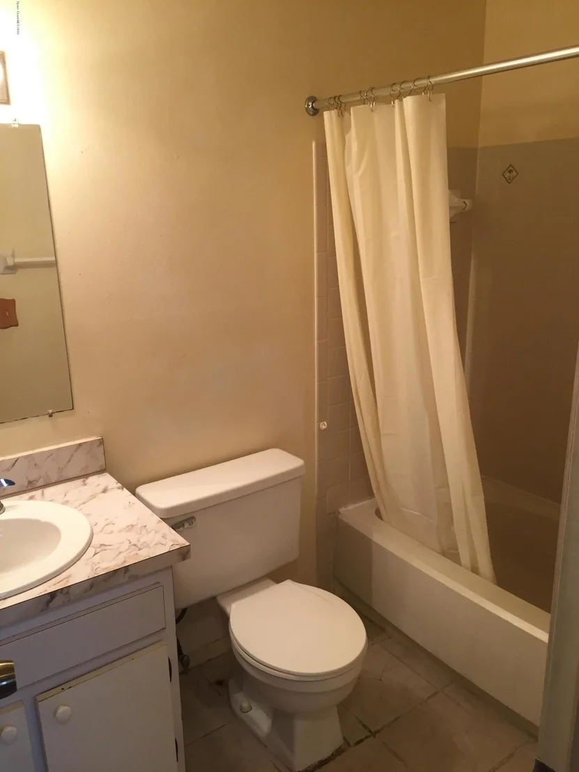 Photo of 2917 Kensington Road