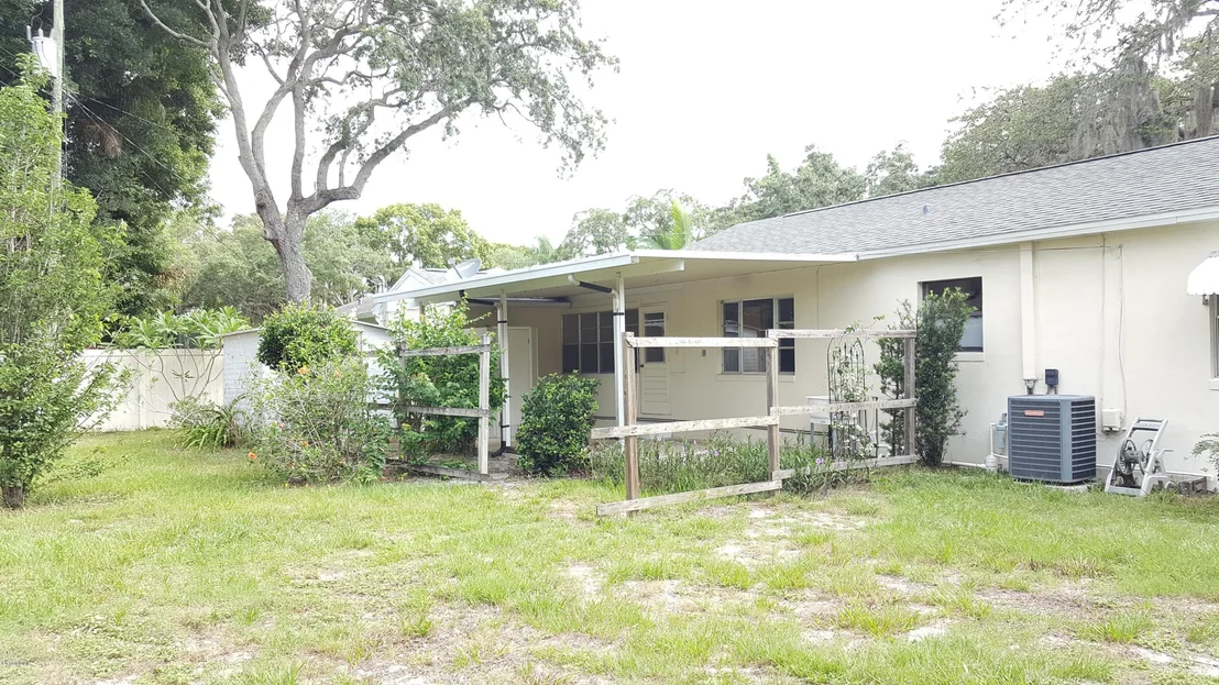 Photo of 2215 Clairemont Drive
