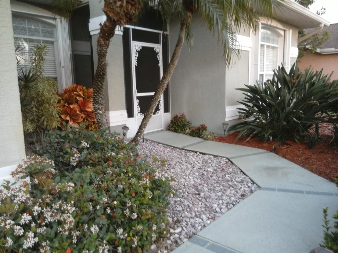 Photo of 1877 Thesy Drive