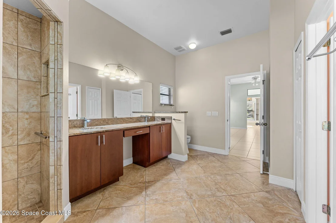 Photo of 1494 Wellington Circle