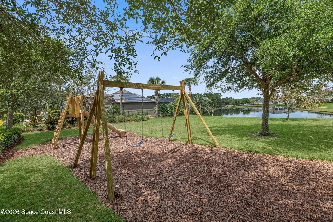 Photo of 1360 Mahaney Place