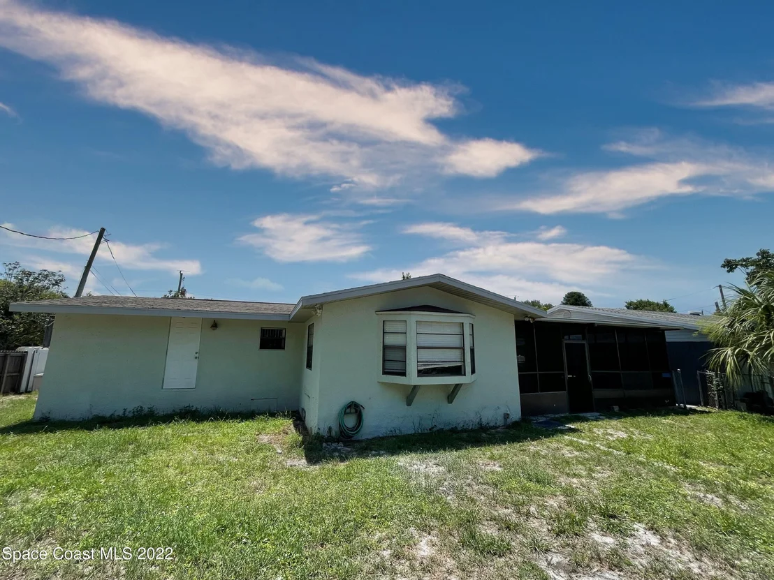 Photo of 1595 Seneca Drive