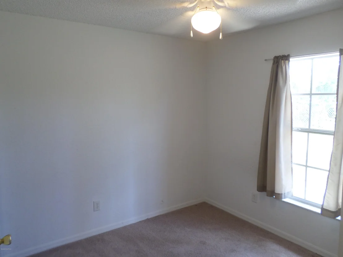 Photo of 5740 FRIENDLY Street