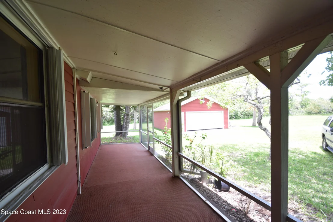 Photo of 2660 Weber Road