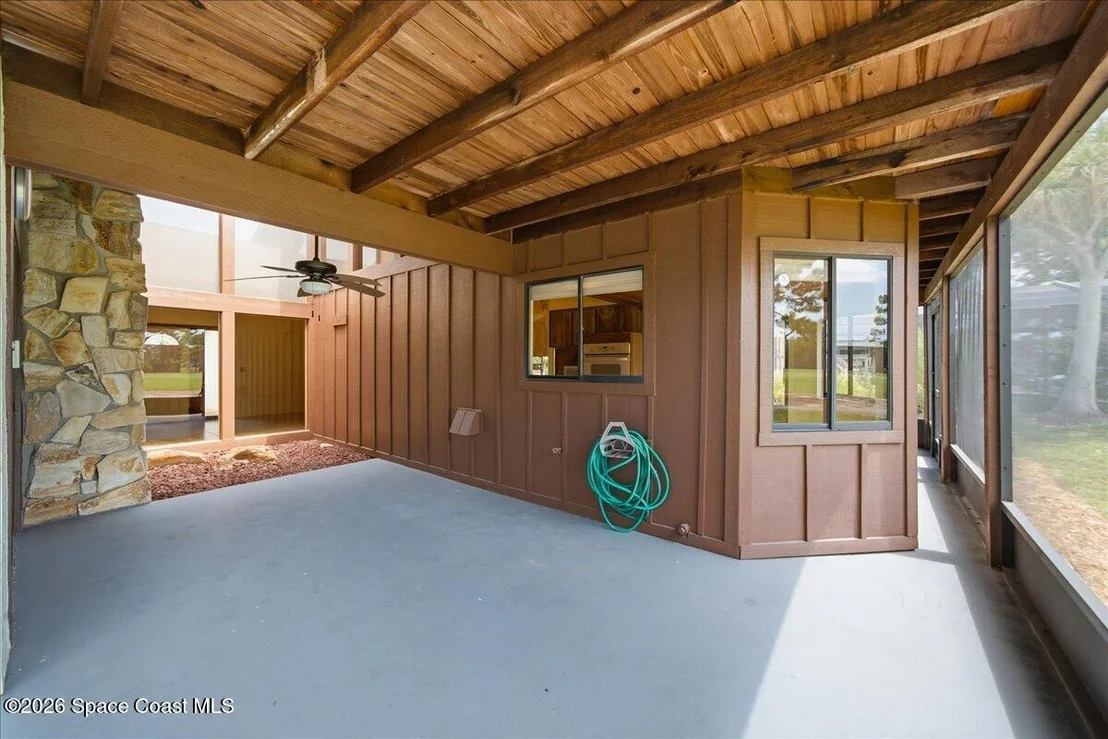 Photo of 653 Doral Lane