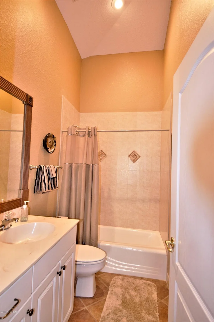 Photo of 1625 James Circle