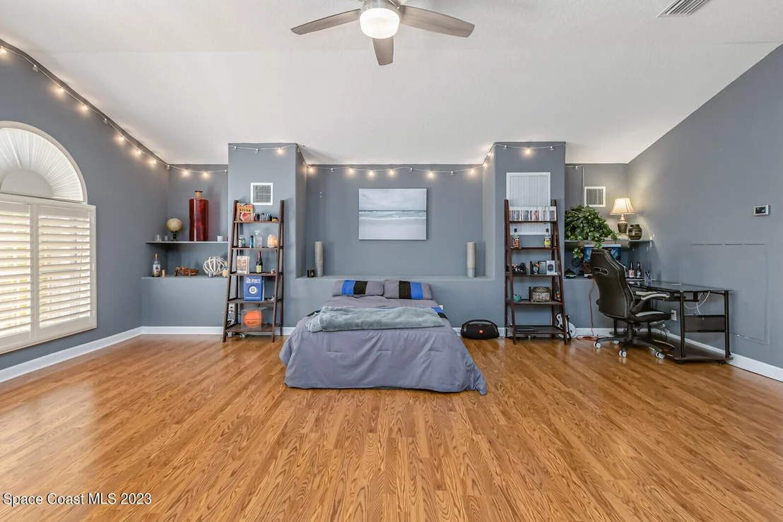 Photo of 5097 Templeton Place