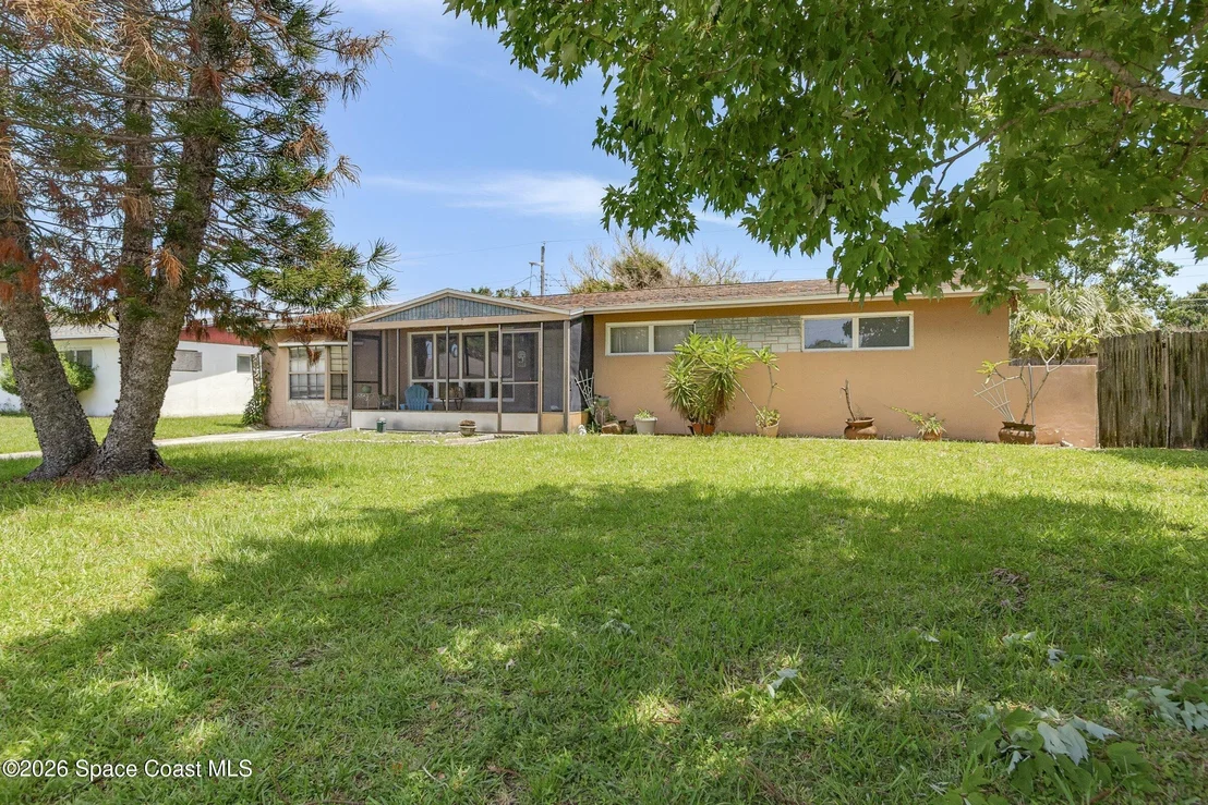 Photo of 1302 Sunwood Drive