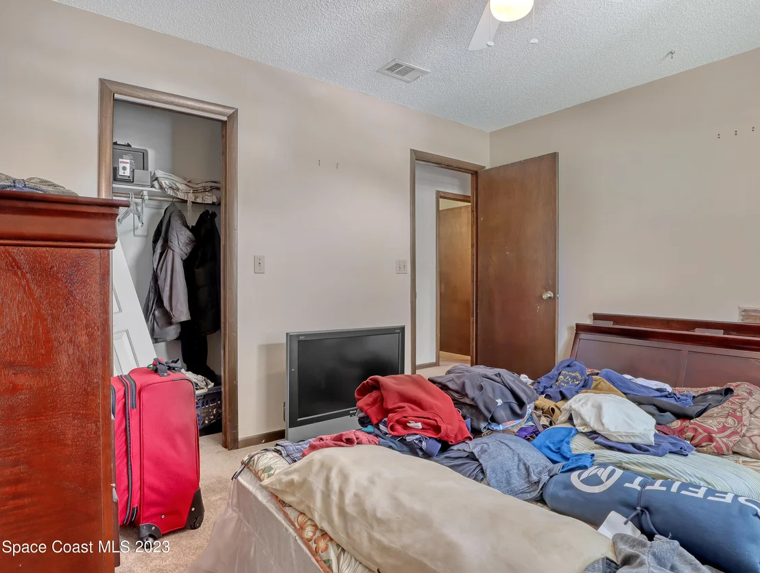 Photo of 232 Treu NW
