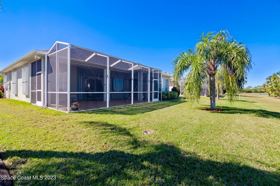 Photo of 2563 Canterbury Circle