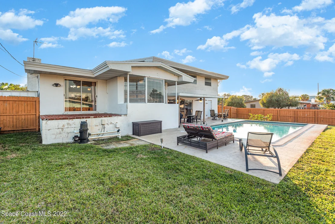 Photo of 384 Chester Drive