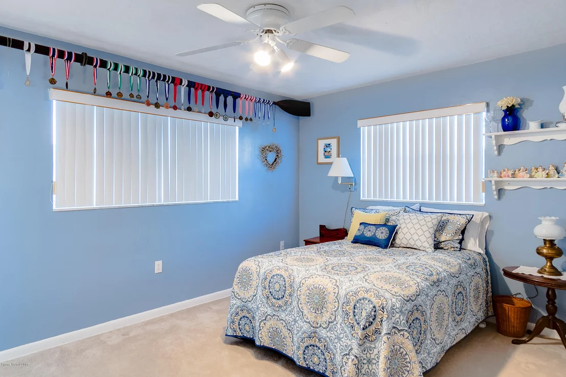 Photo of 485 Cardinal Drive
