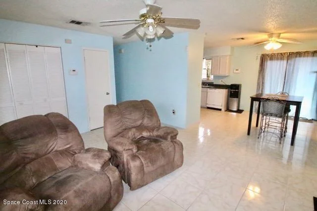 Photo of 2001 Fallon Boulevard NE