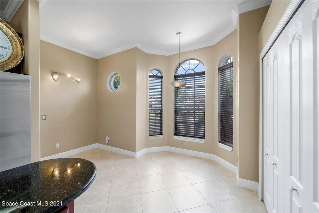 Photo of 293 Pebble Hill Way