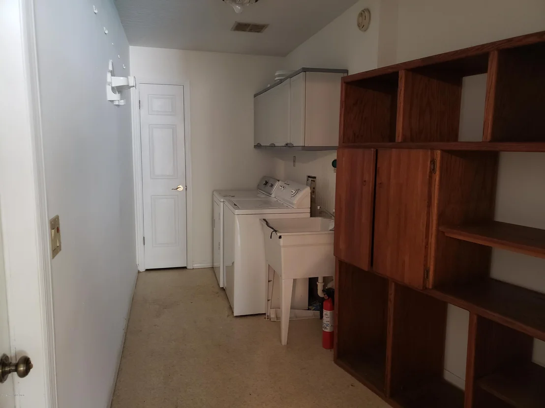 Photo of 1304 Heritage Acres Boulevard