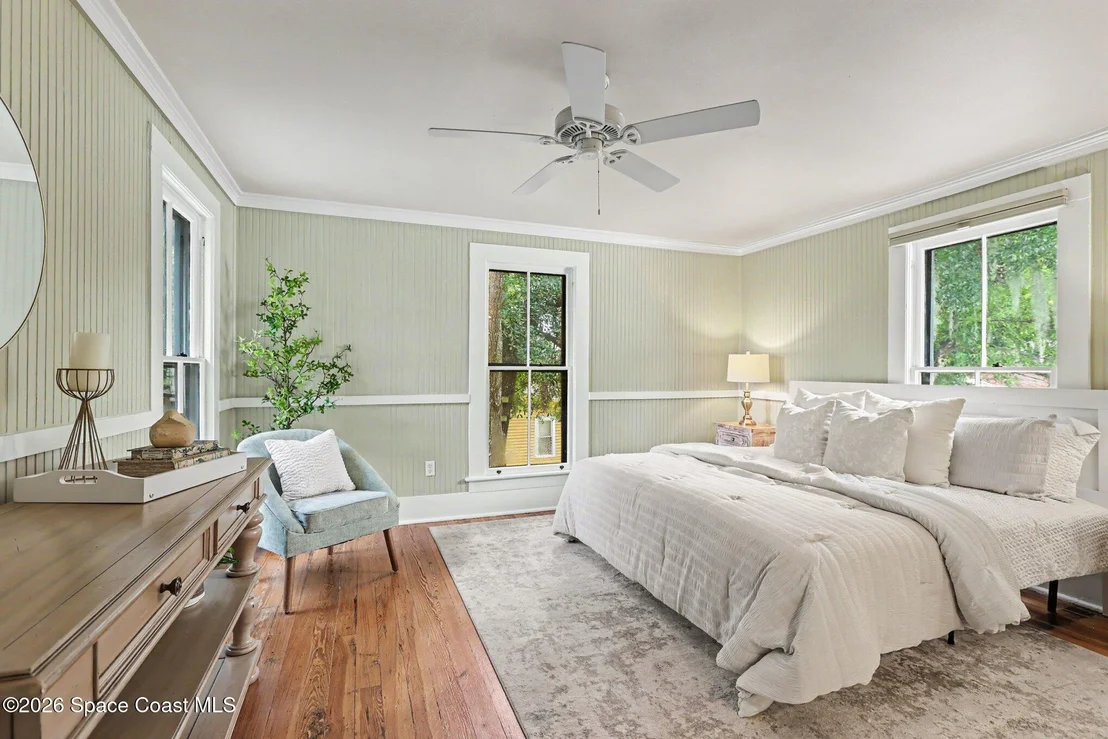 Photo of 35 Barton Avenue