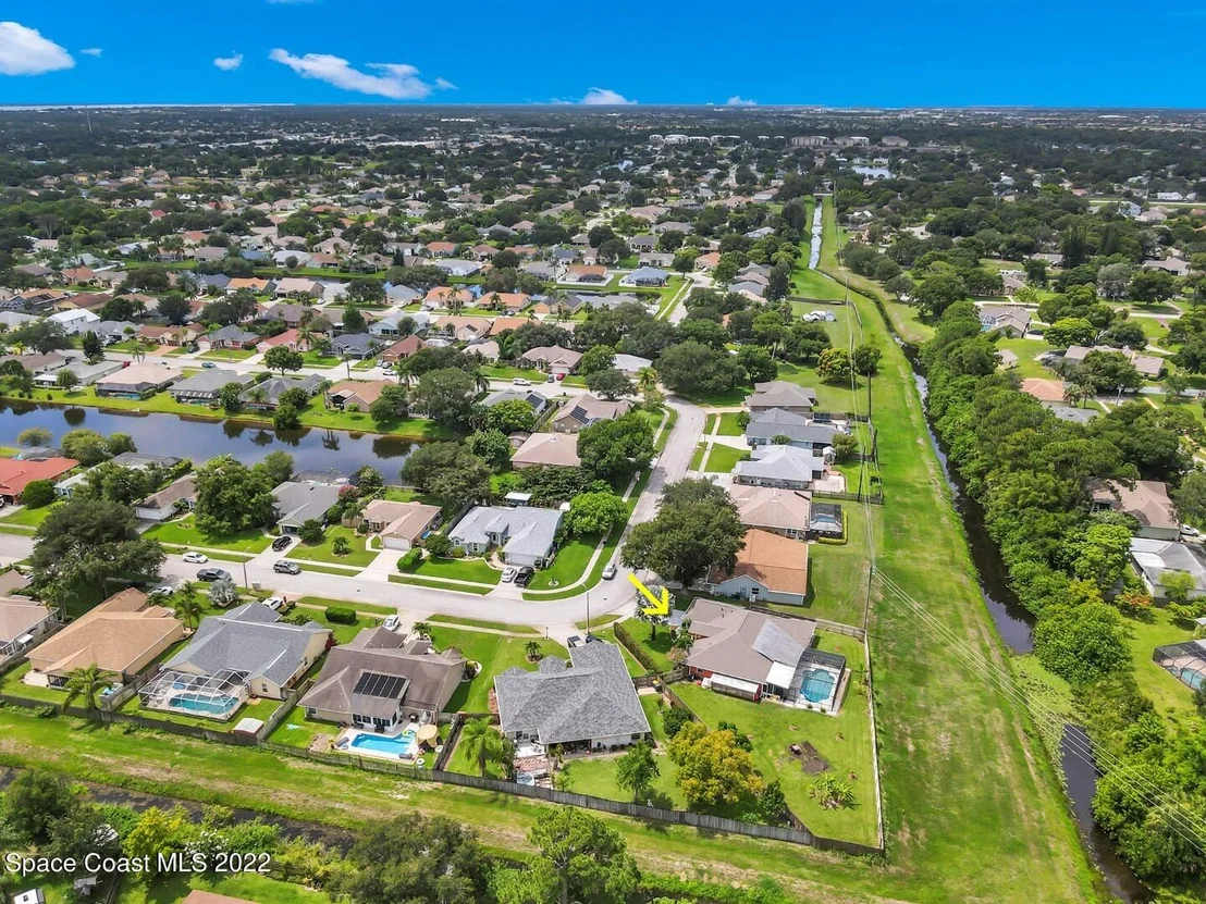 Photo of 1027 Jacaranda Circle