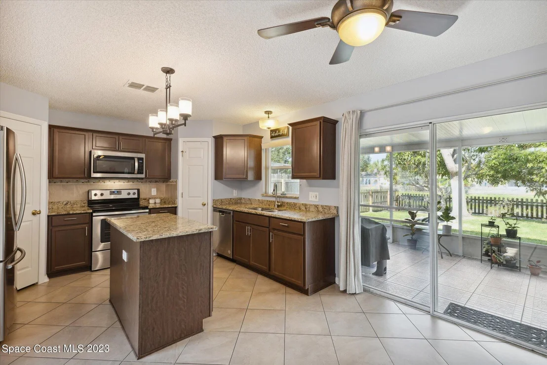 Photo of 2120 Myla Lane