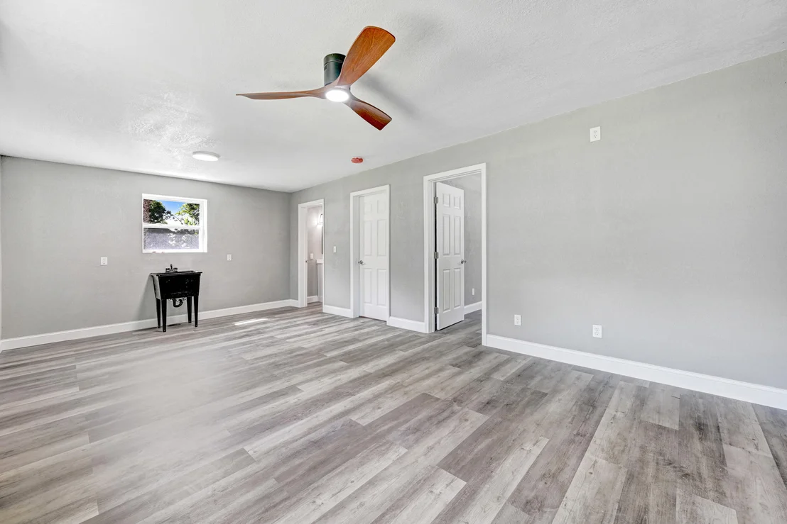 Photo of 447 Helen Street