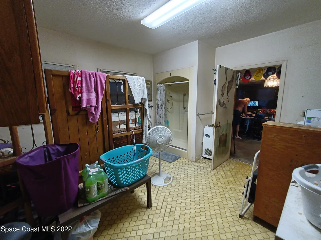 Photo of 675 Hammock Road