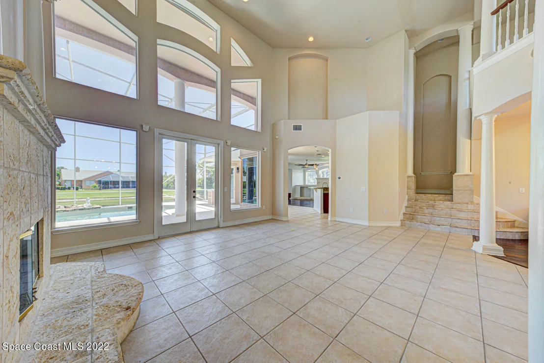 Photo of 334 Island Drive