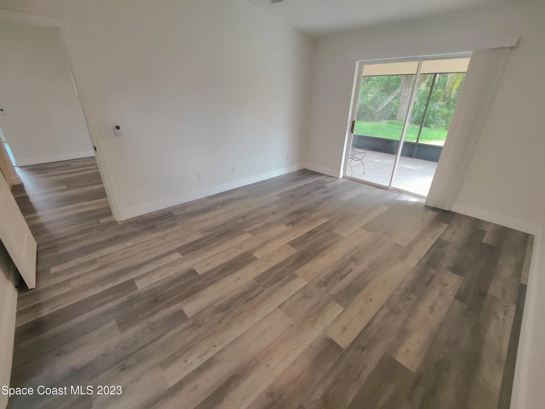 Photo of 944 Wimbledon Drive