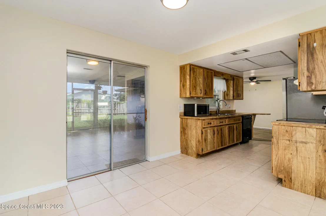 Photo of 649 Croton Road