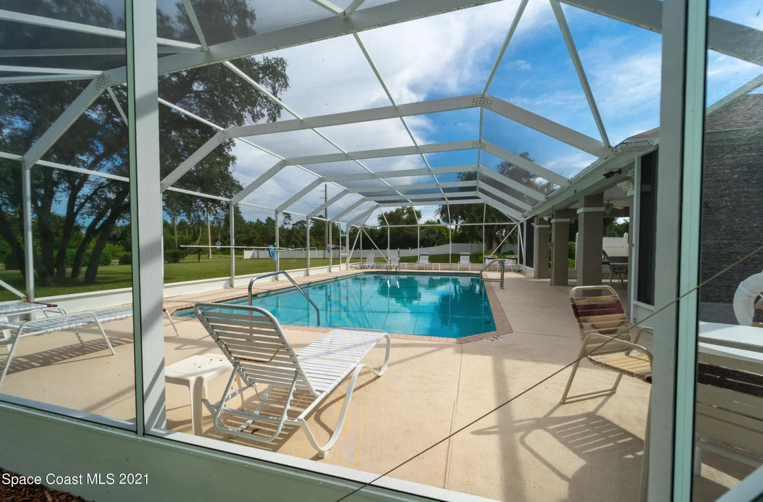 Photo of 2100 Spring Creek Circle NE