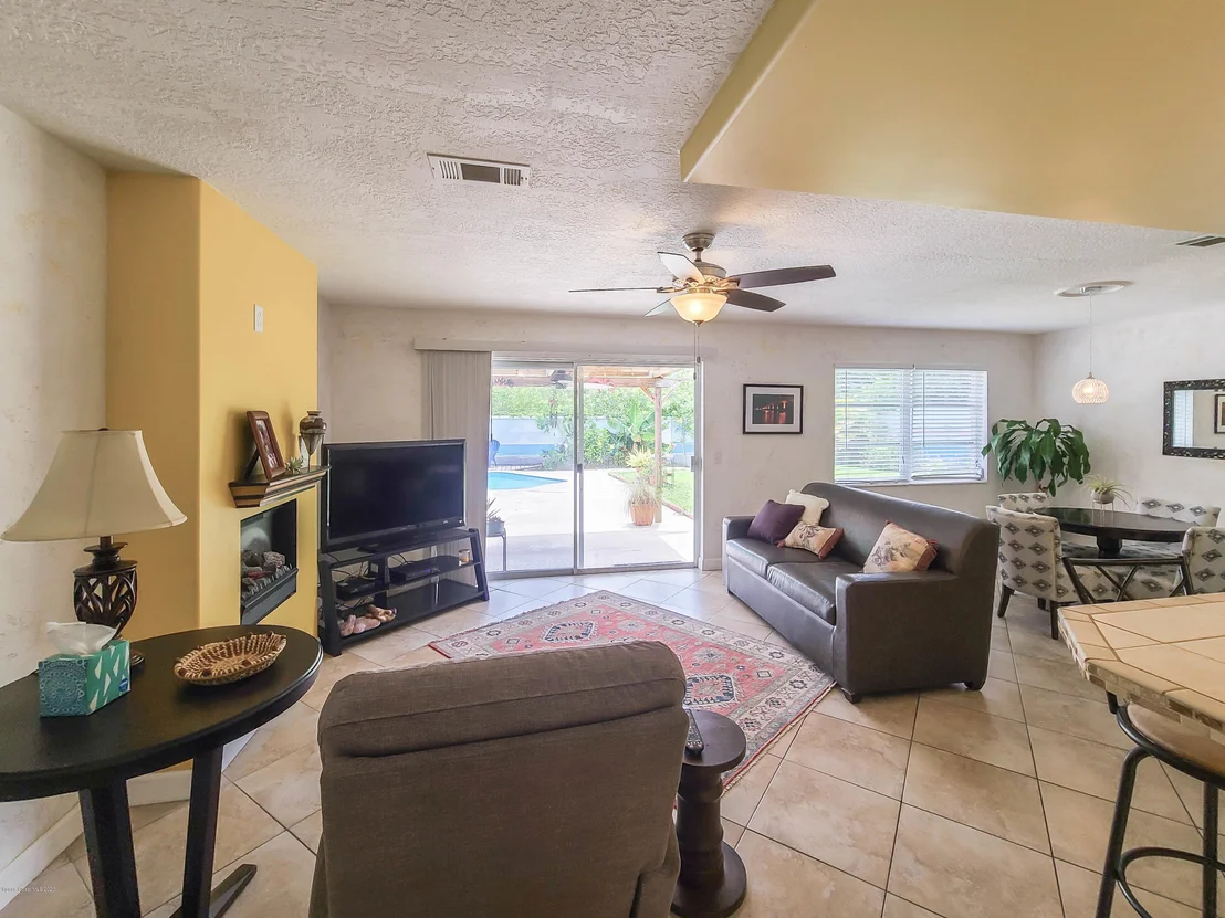 Photo of 4945 Cocoanut Drive