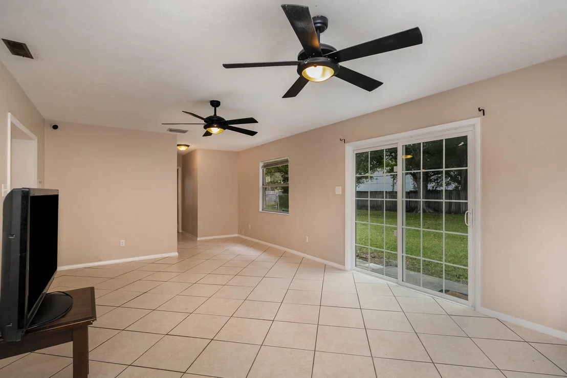 Photo of 1908 Glendon Drive
