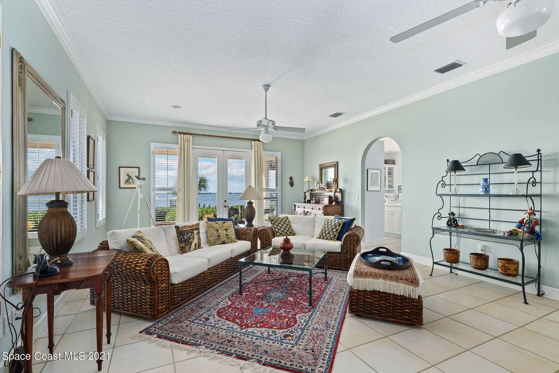 Photo of 176 Bayshore Drive