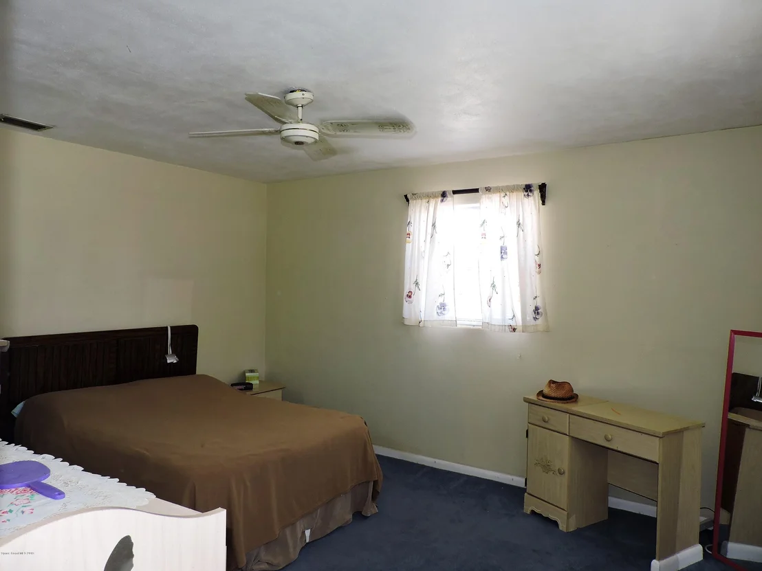 Photo of 1202 Alamanda Lane