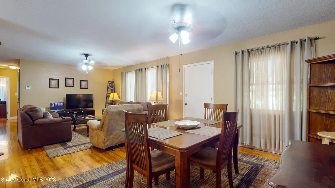 Photo of 1326 Sun Circle E