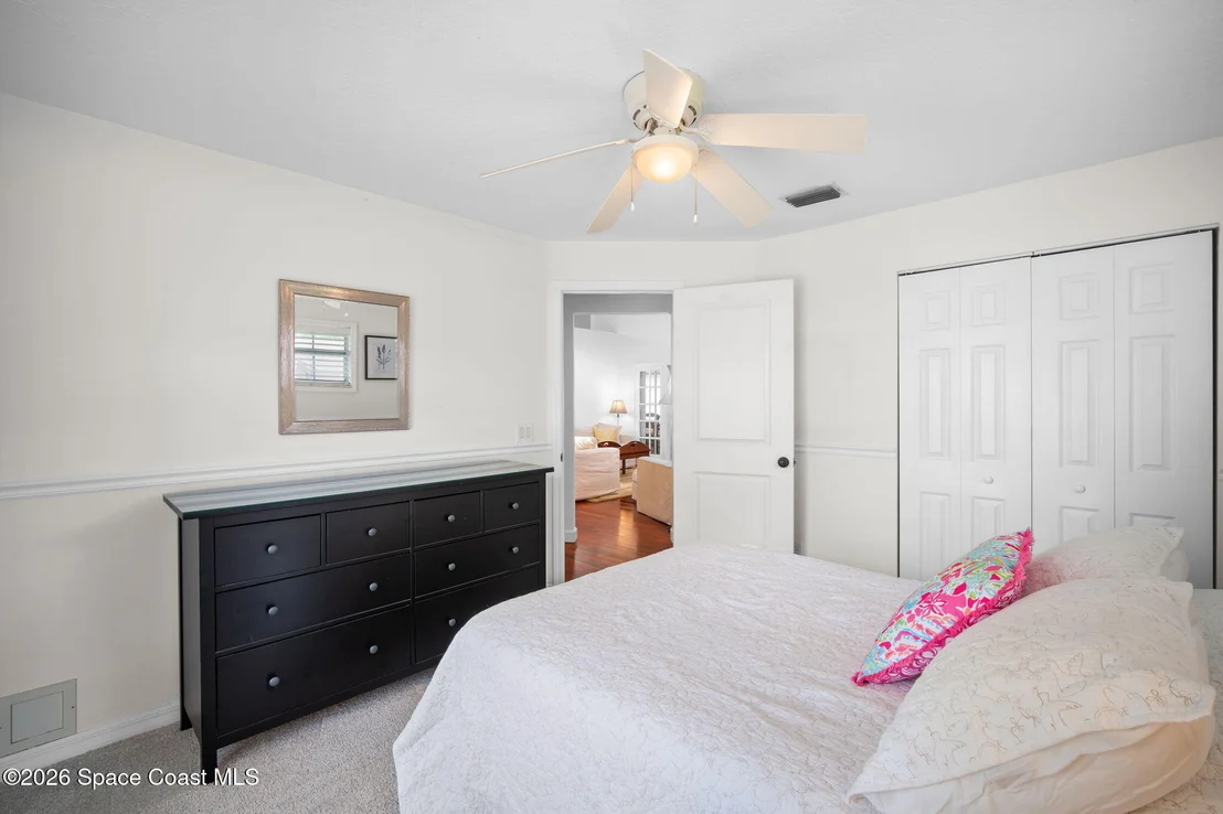 Photo of 432 Crystal Lake Drive