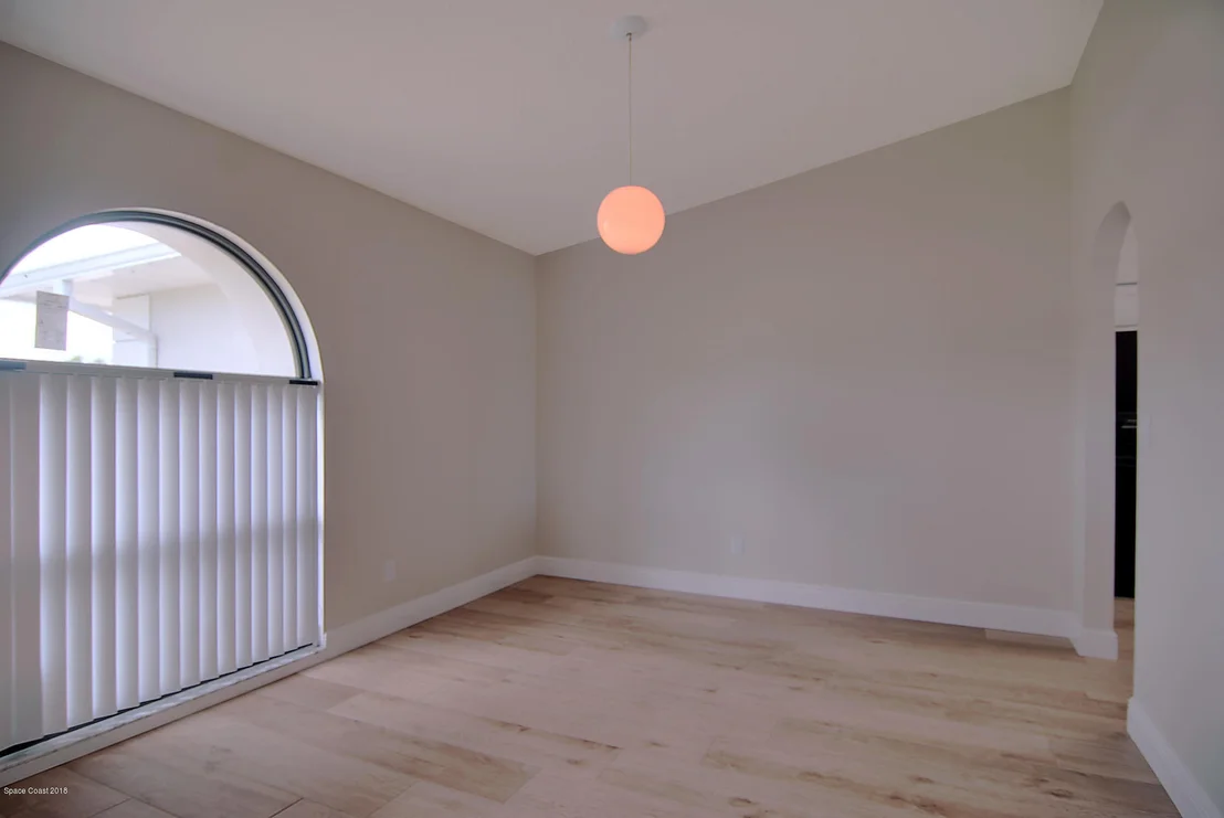 Photo of 170 Cinnamon Drive