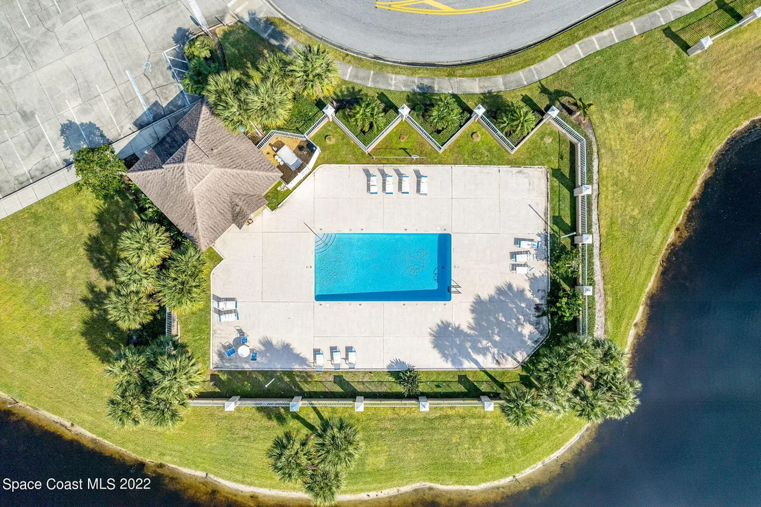 Photo of 7031 Hammock Trace Drive