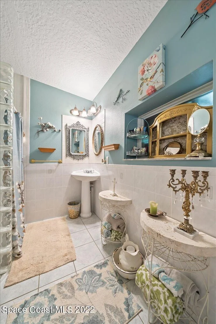 Photo of 2915 N Indian River Drive