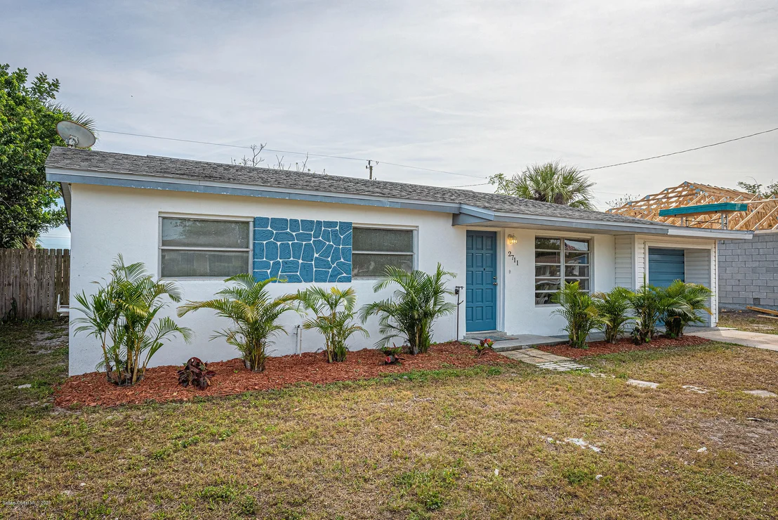 Photo of 2711 Locksley Road