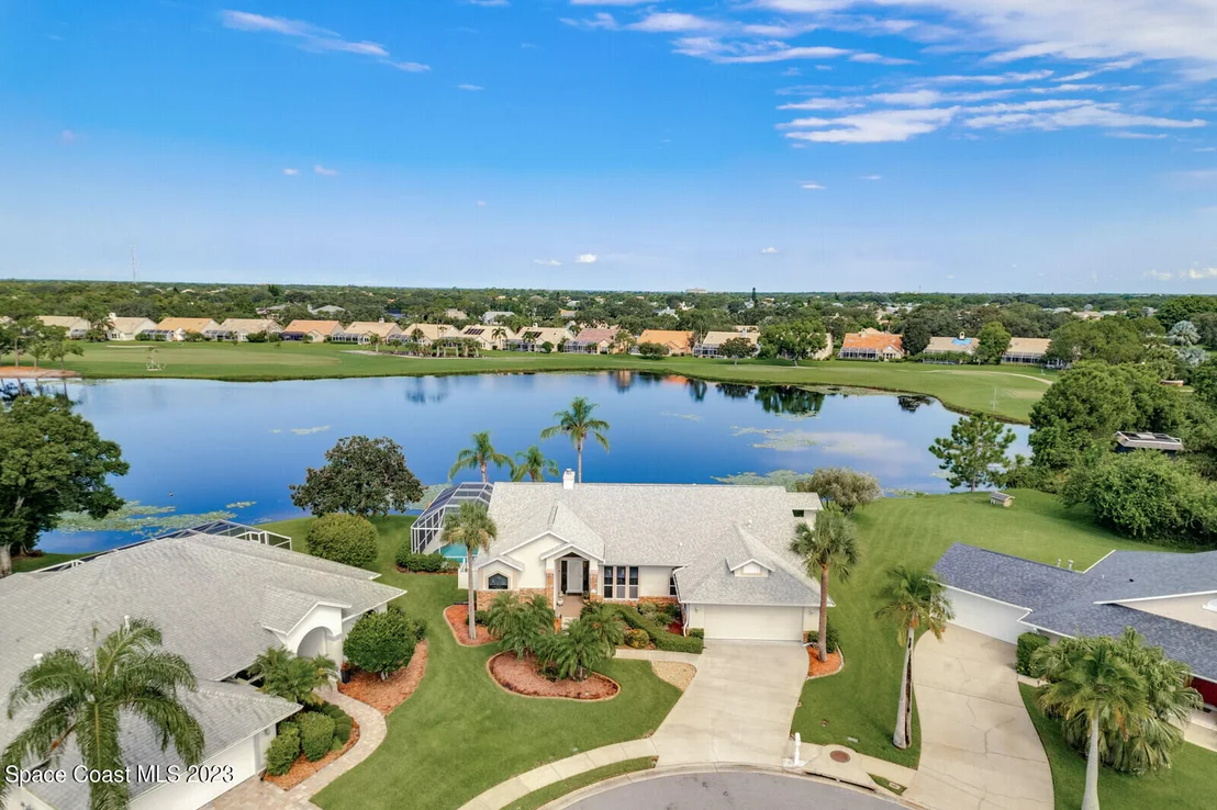 Photo of 986 Somerset Lane