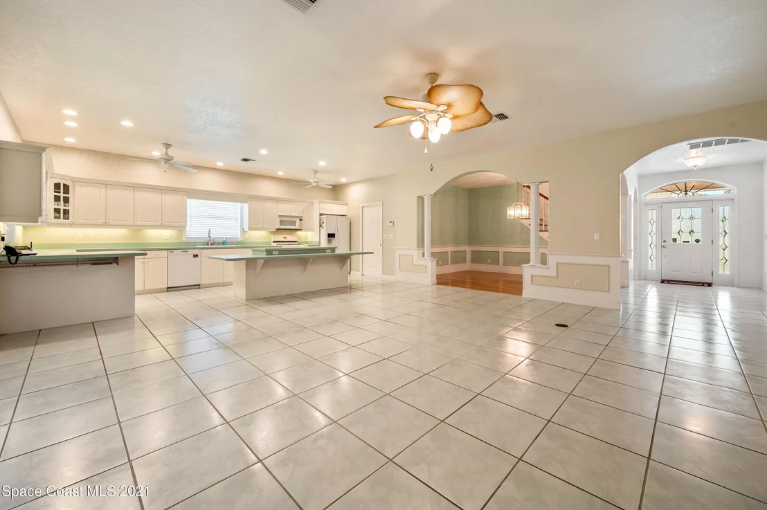 Photo of 970 Palm Brook Drive