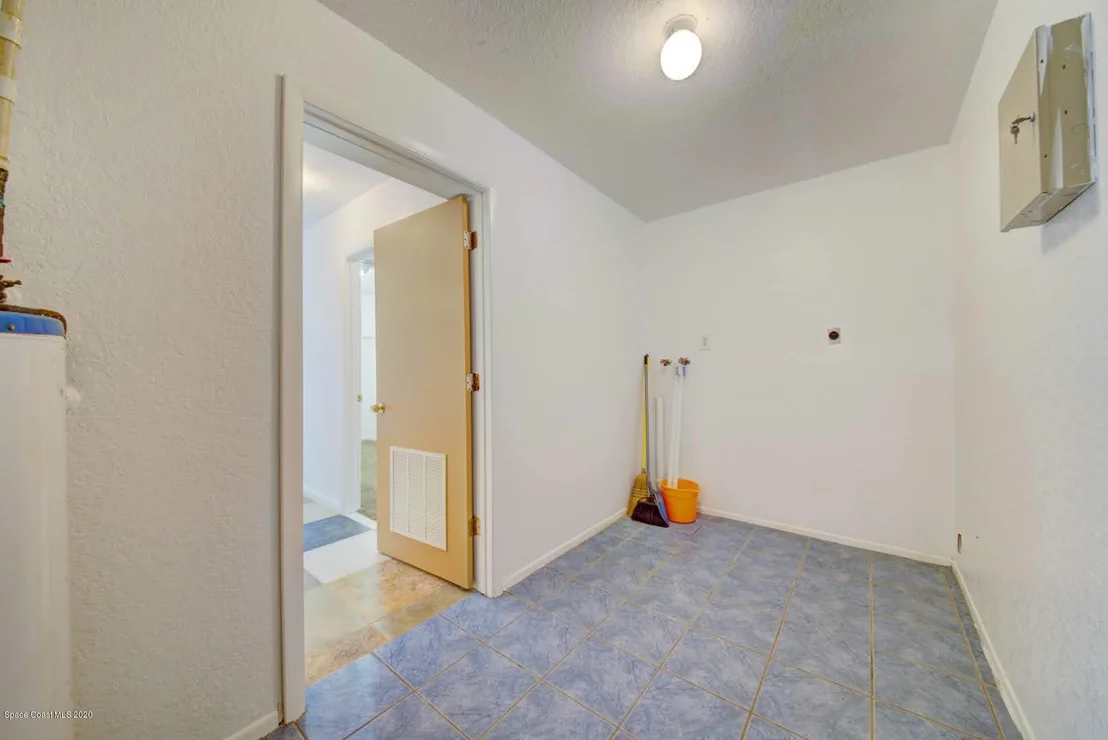 Photo of 723 Aurora Street