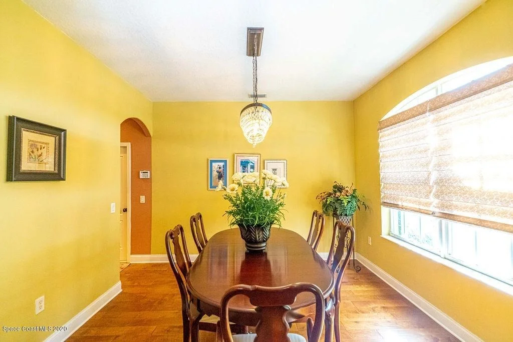 Photo of 1690 Bridgeport Circle