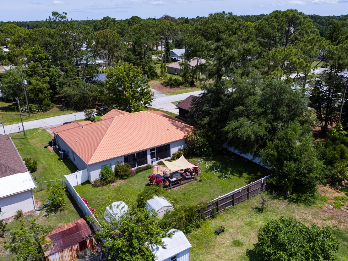 Photo of 5585 Graham Street