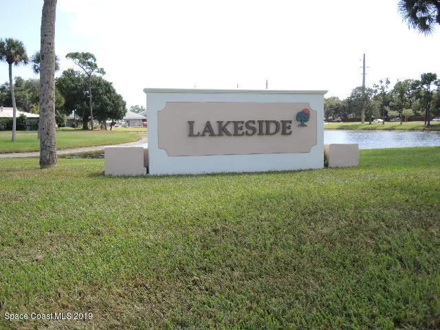 Photo of 335 Mission Oak Drive