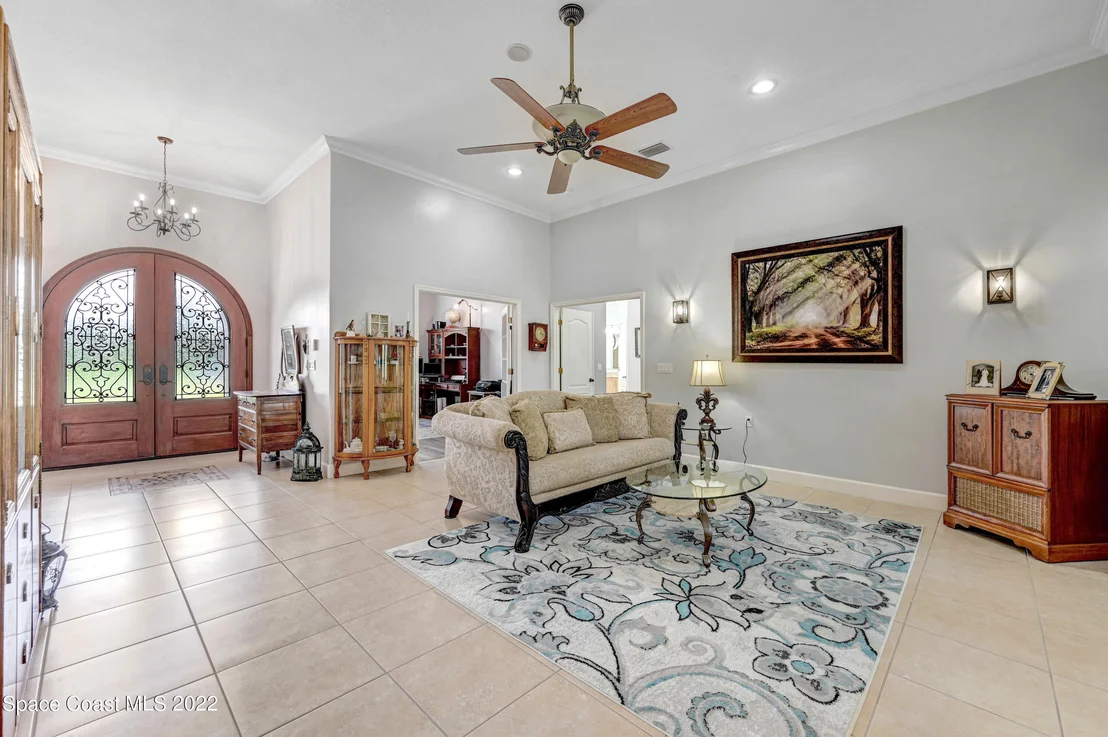 Photo of 903 Bluegrass Lane