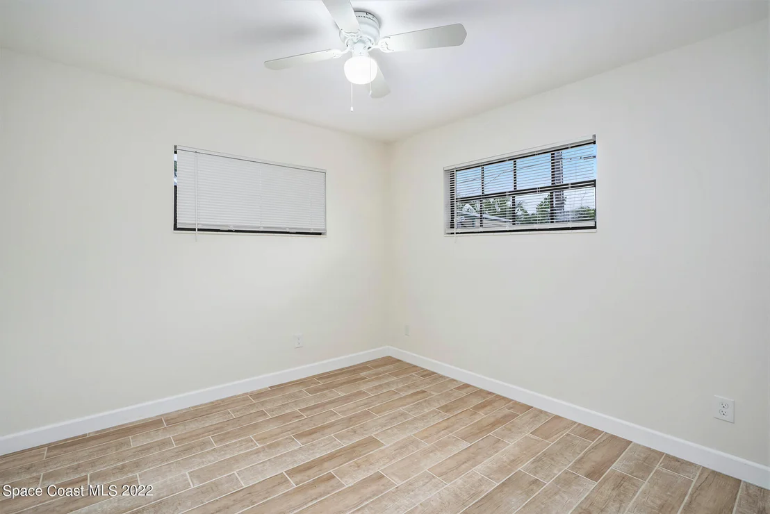 Photo of 938 Lexington Road
