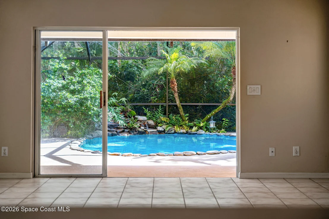 Photo of 275 Ibis Drive