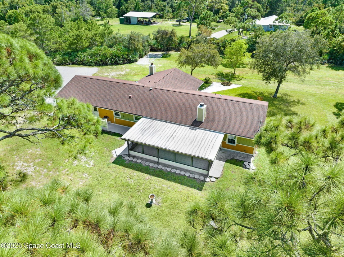 Photo of 6570 Whispering Pines Lane