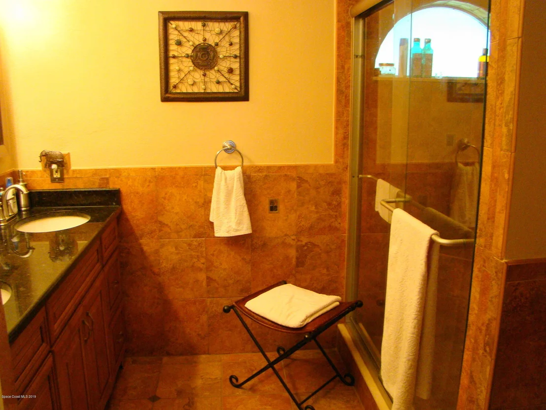 Photo of 4485 Canard Road
